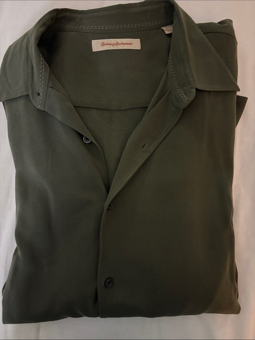 Tommy Bahama Olive Green Lightweight 100% Silk Button Down Longsleeve